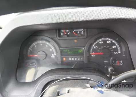 2010 Ford E-350 Super Duty Xl/Xlt z USA, uszkodzony, nr VIN 1FBSS3BL7ADA87583